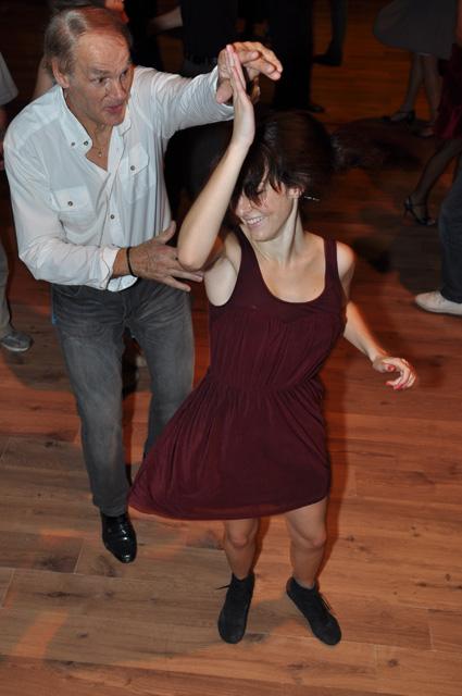 min 2012 11 11 station danse 169